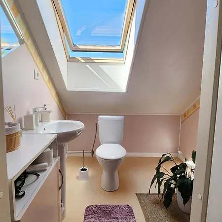 Jannseni House * פארנו